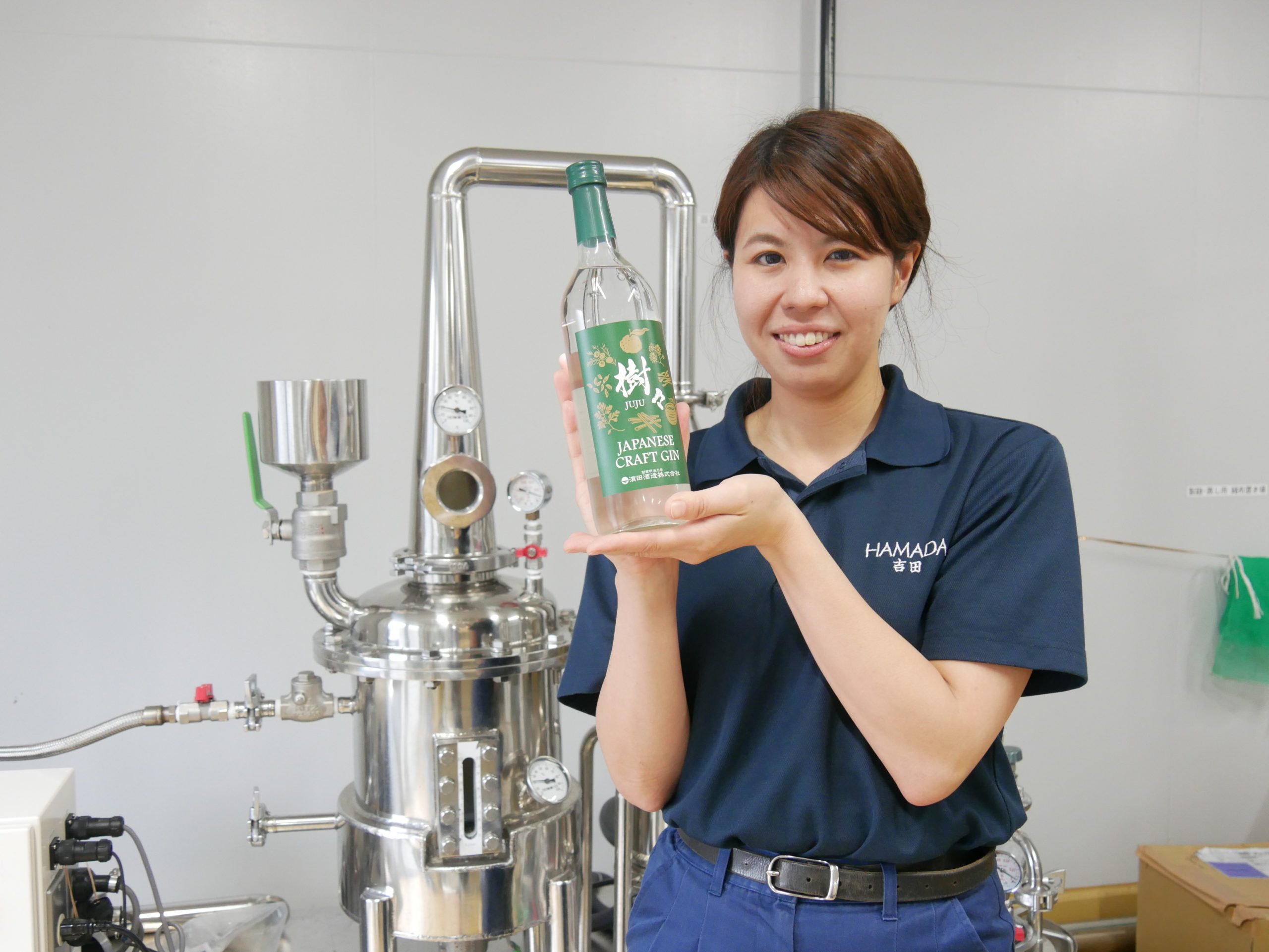 濵田酒造 鹿児島県 明治元年から今まで培ってきた蒸留技術や設備を活用してクラフトジンを造っております